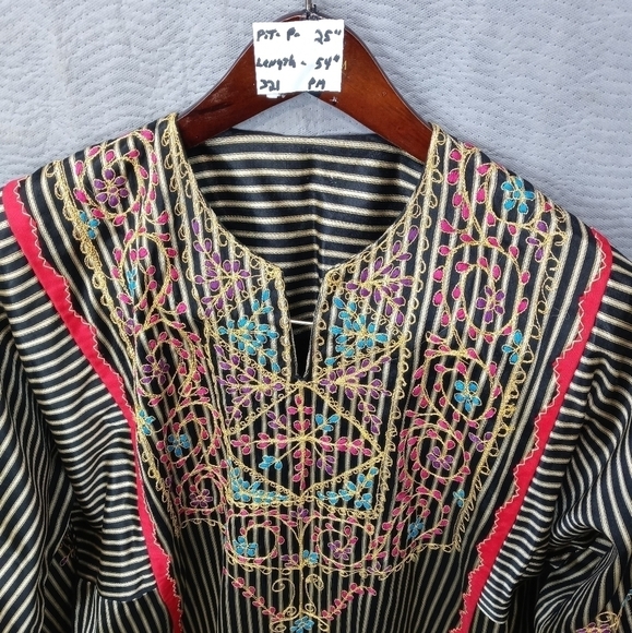 Caftan tunic- Elaborate embroidery. Unisex. XL pit - Picture 11 of 11